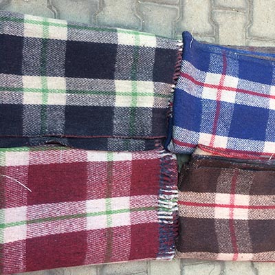 LANEXTR Traditional Series Woollen Blanket Checkerd Design 60% Natural ...